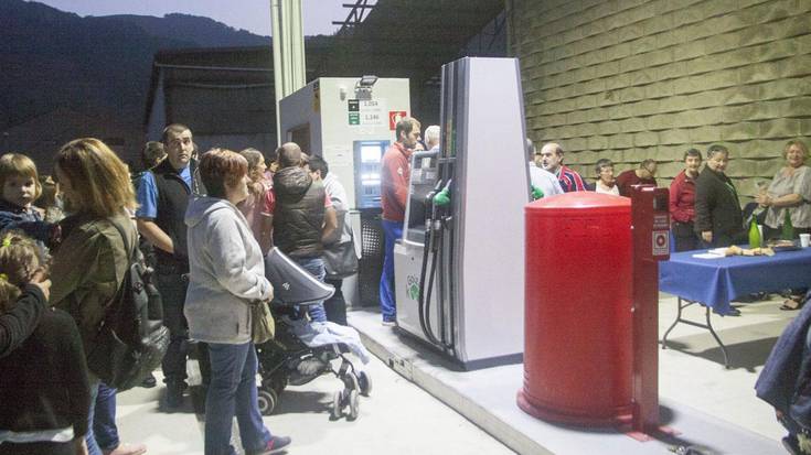 Pasa den ostiralean inauguratu zen gasolindegia