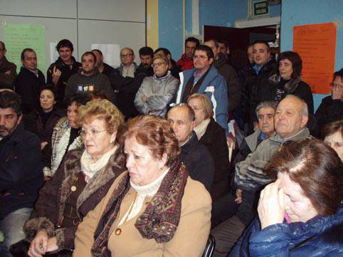 Santa Barbarako auzotarrekin bilera, gaur