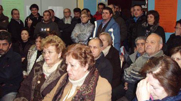 Santa Barbarako auzotarrekin bilera, gaur