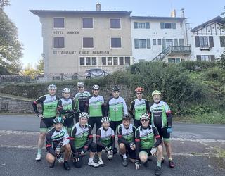 Zikloturistak Berrobira bihar, Txantxillako plazatik abiatuta